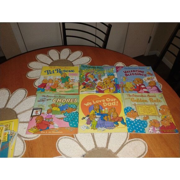 6 Modern Berenstain Bear Books - 2 Living Lights Included - Some Bent - Picture 2 of 4